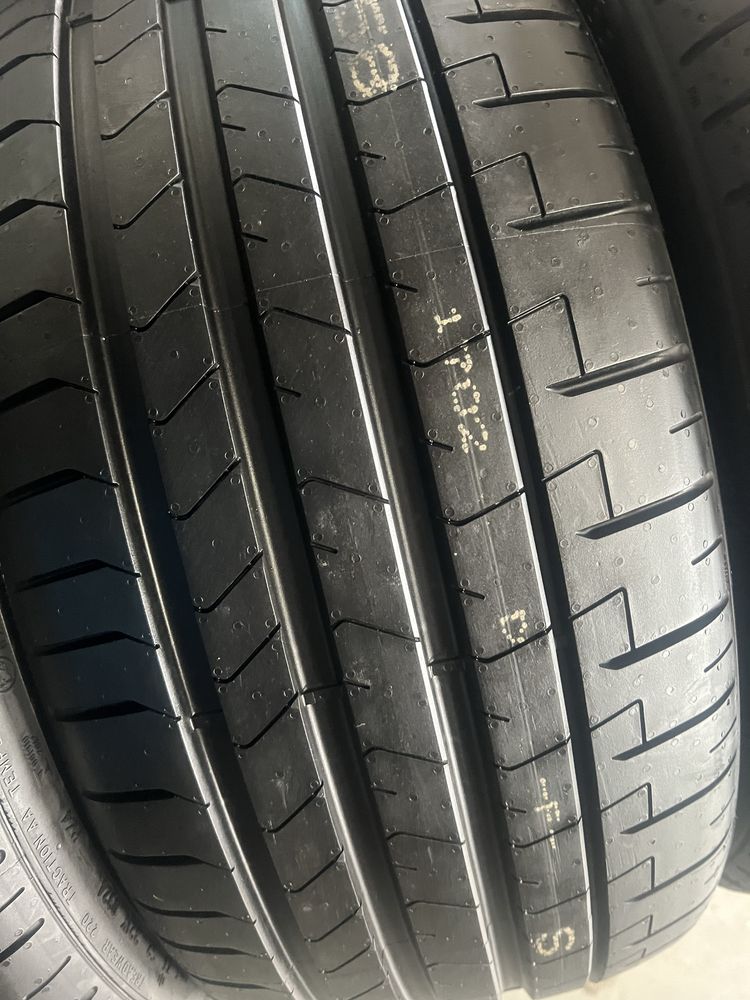 305/30/20+245/35/20 R20 Pirelli PZero PZ4 4шт нові