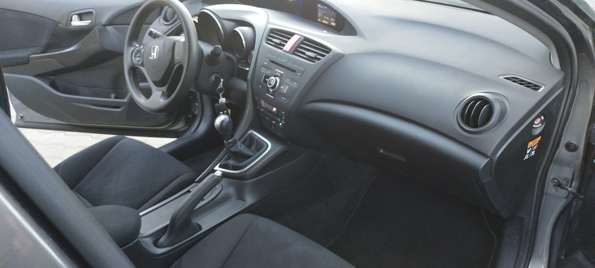 Honda Civic IX 1.4 100 KM 6-biegow