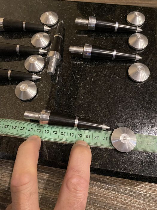 Акустичні шипи та плити (віброразвязки)