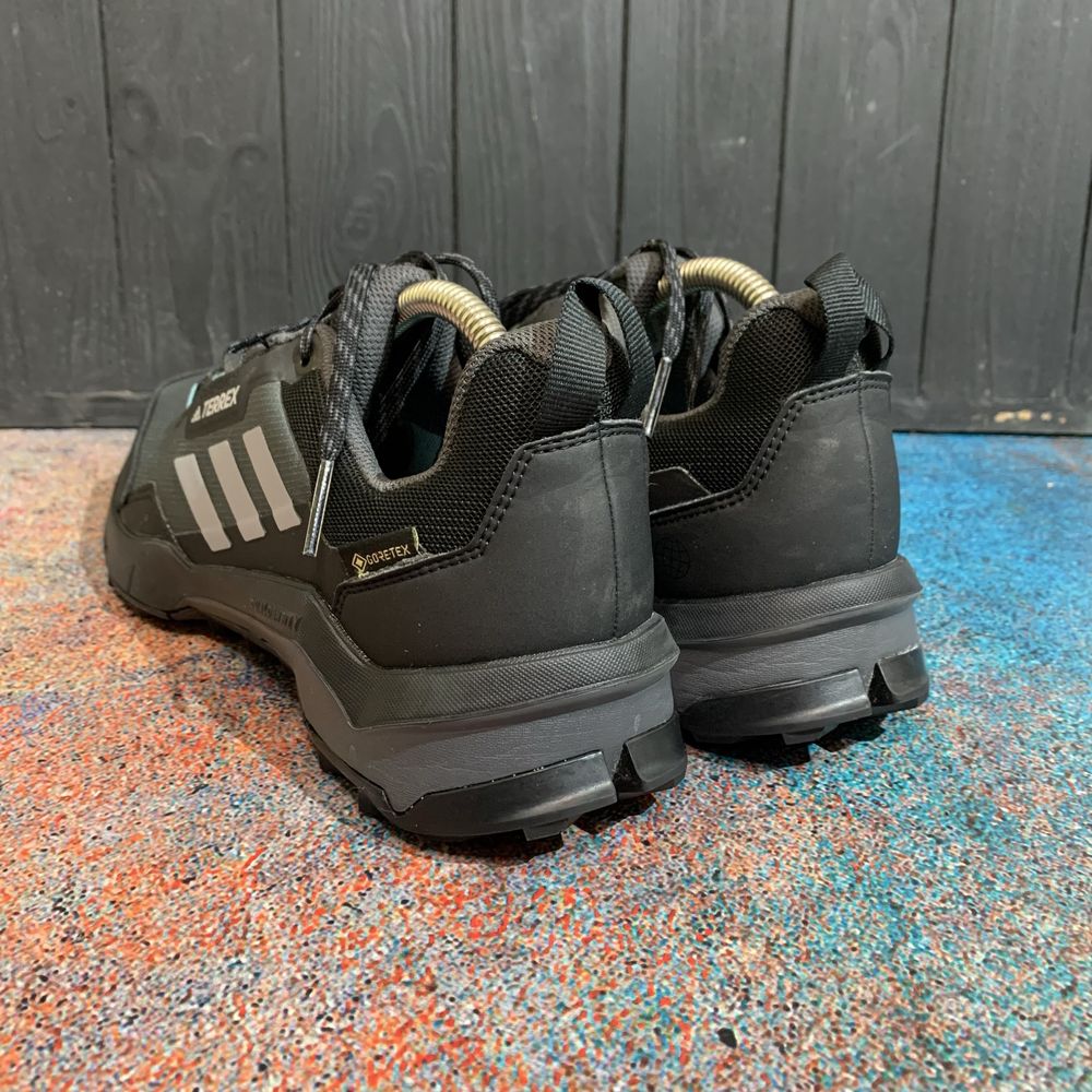 Кросівки Adidas Terrex Gore Tex 40.5 розмір 25.5 см