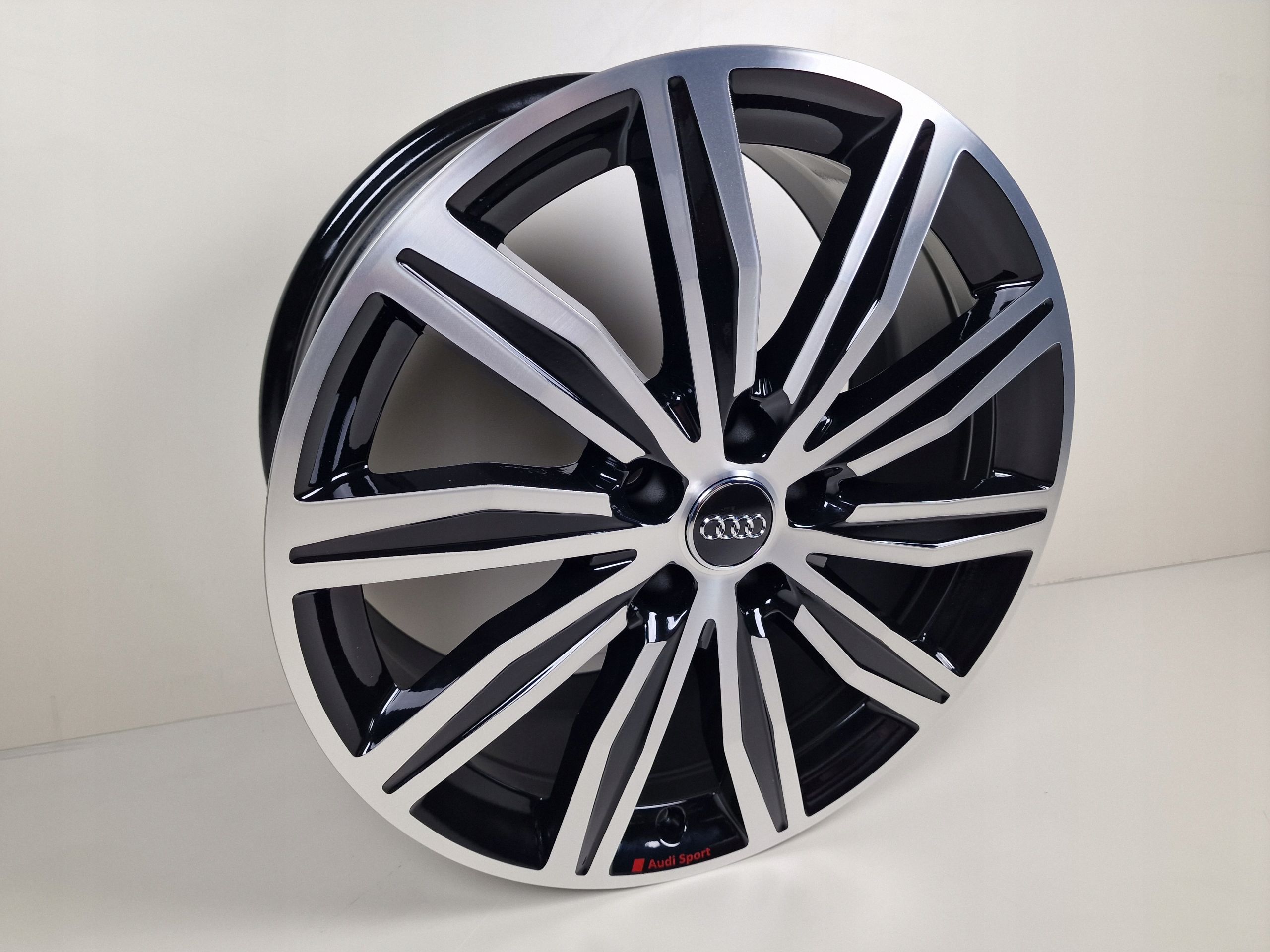 Oryginalne Felgi Audi 19'' A3 A4 A6 A8 Q3 Q5 TT