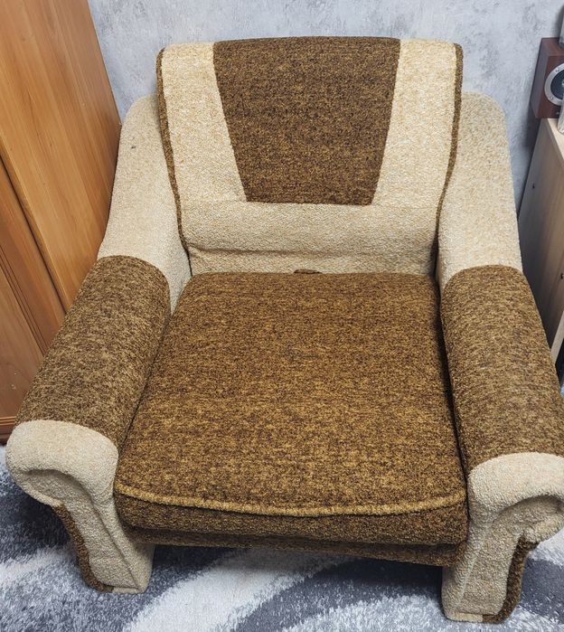 Продам 2  Крісла розкладні