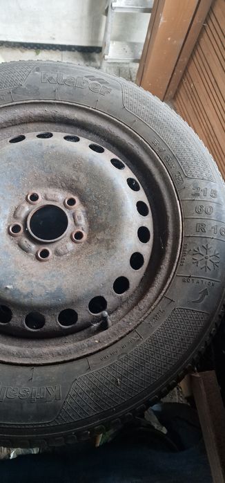 Felgi stalowe + opony zimowe 16 cali 5x108 215/60 Ford S-Max