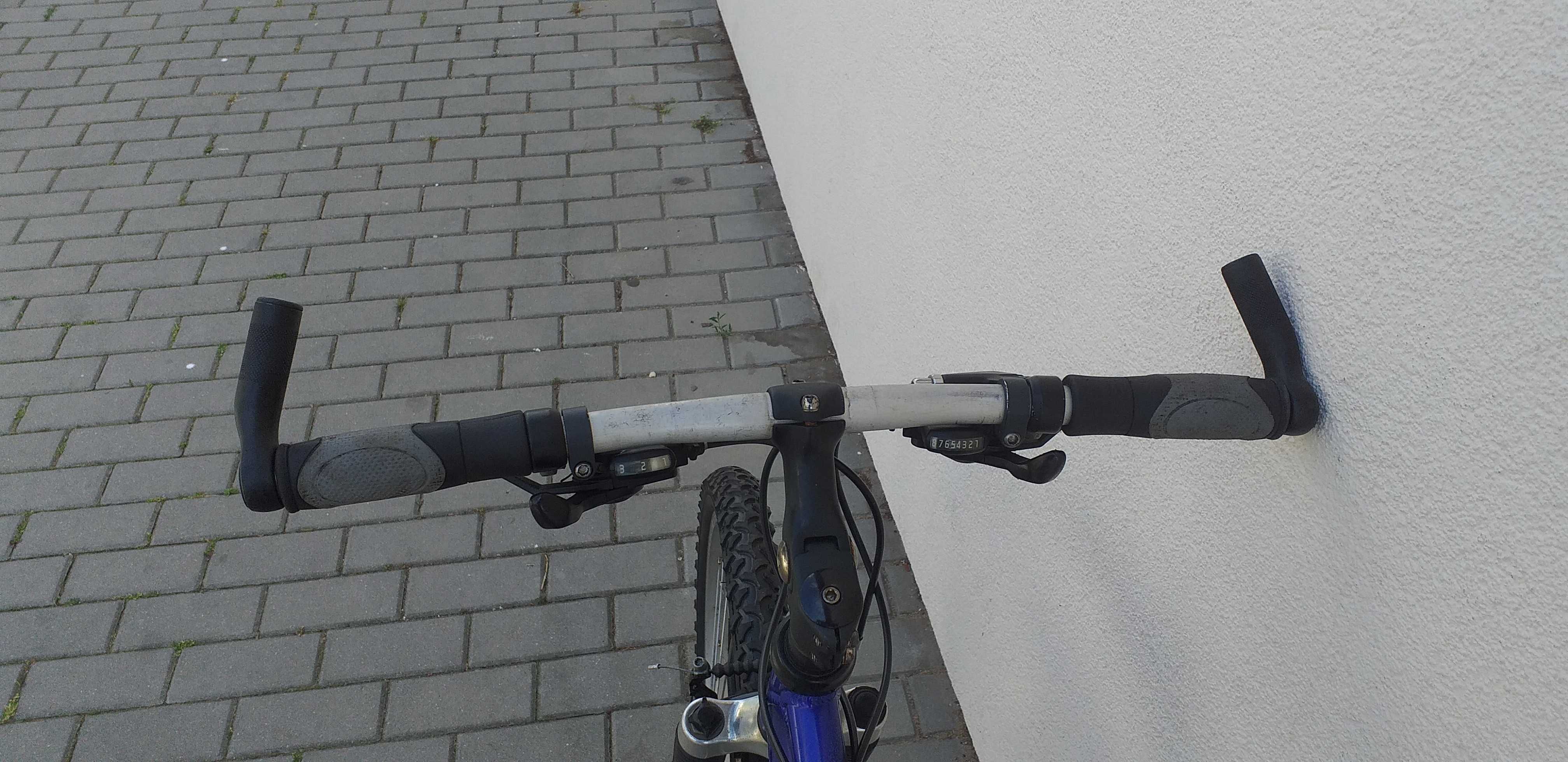 Rower 26 BULLS aluminiowy Deore nie  kross romet btwin giant