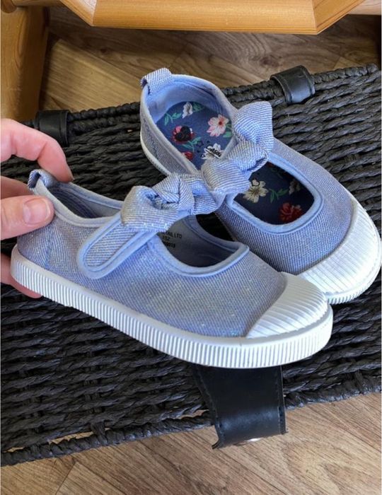 Кеди для дівчинки