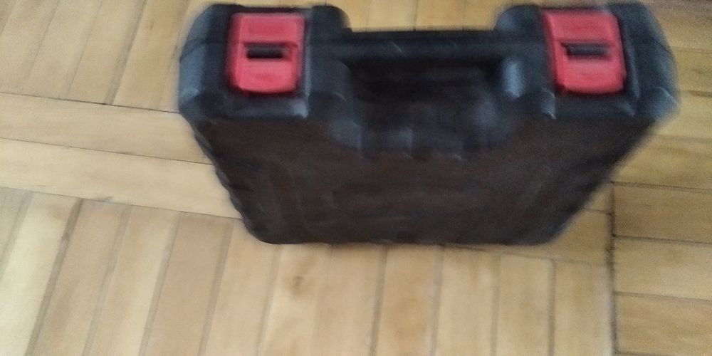 Продам шуруповёрт Луч Профи litium 12v