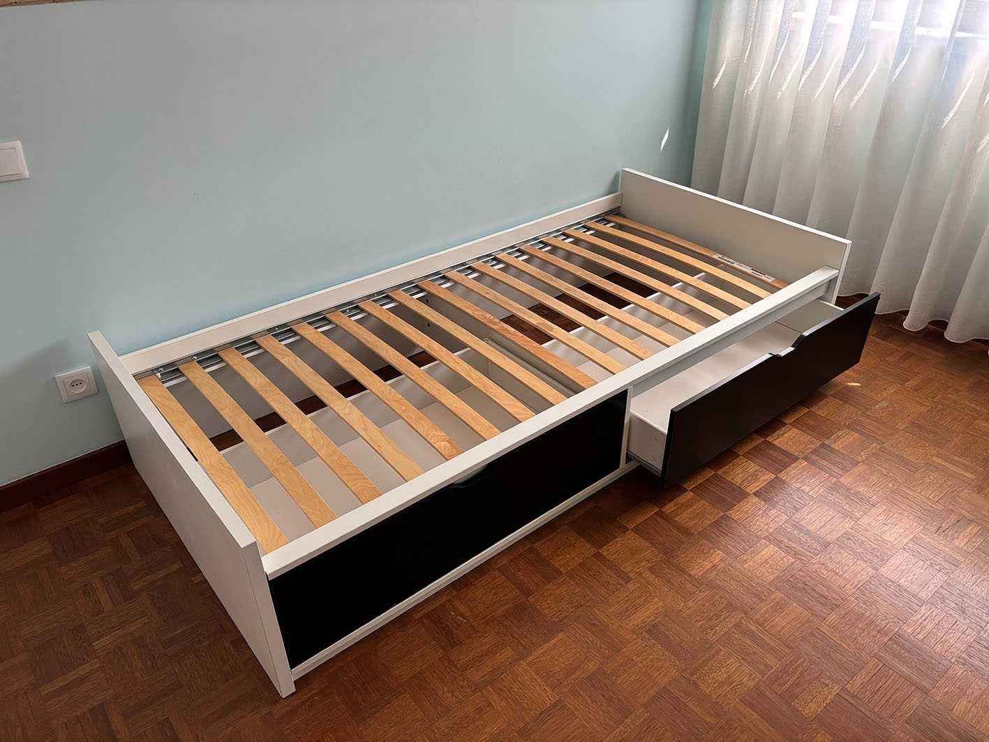 Cama Individual completa c/ arrumação