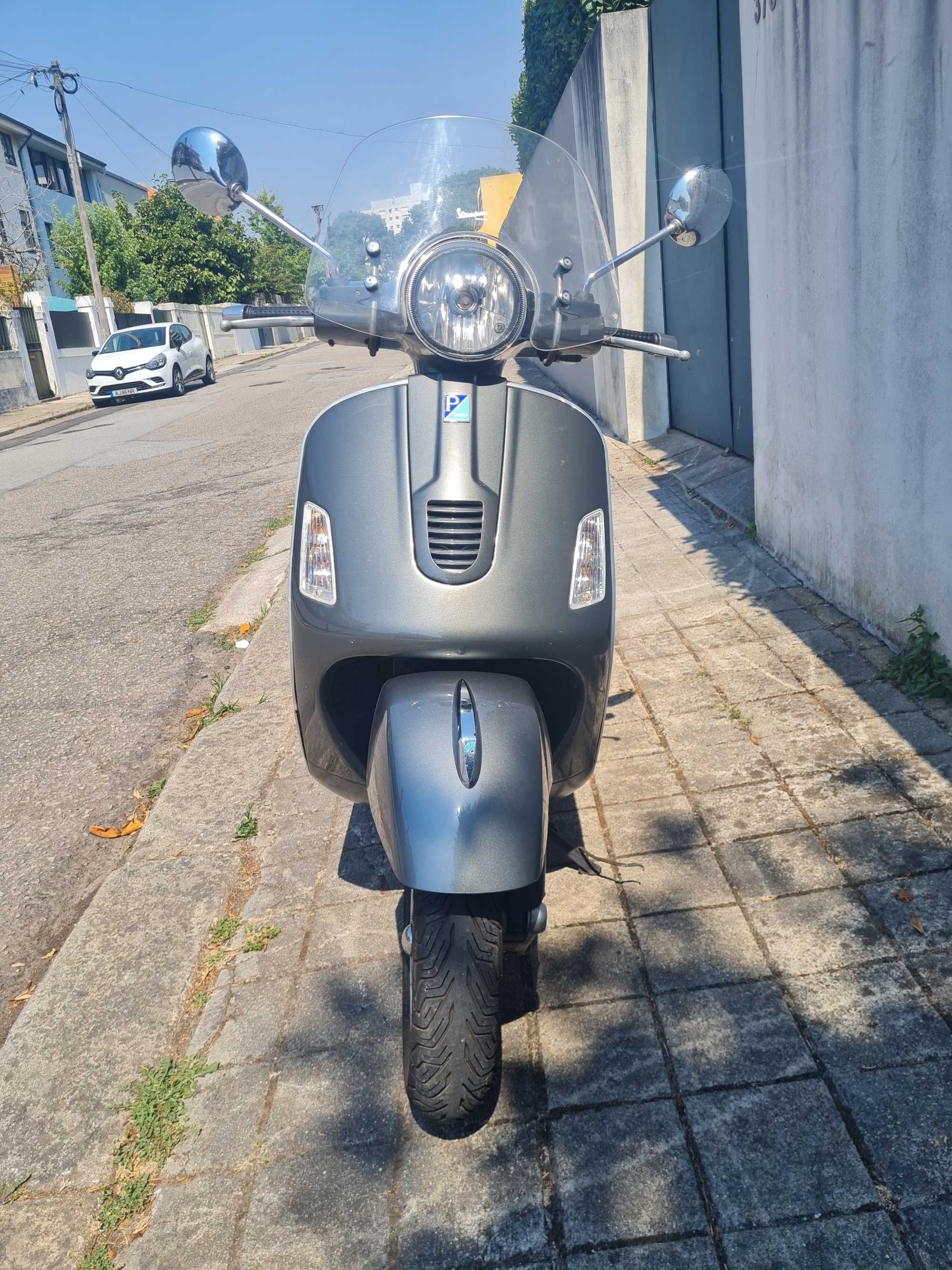 Vendo Vespa 300 GTS