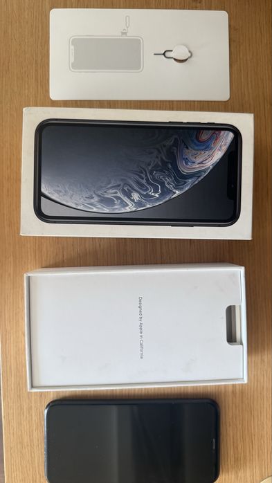 iPhone XR 64GB Dual SIM