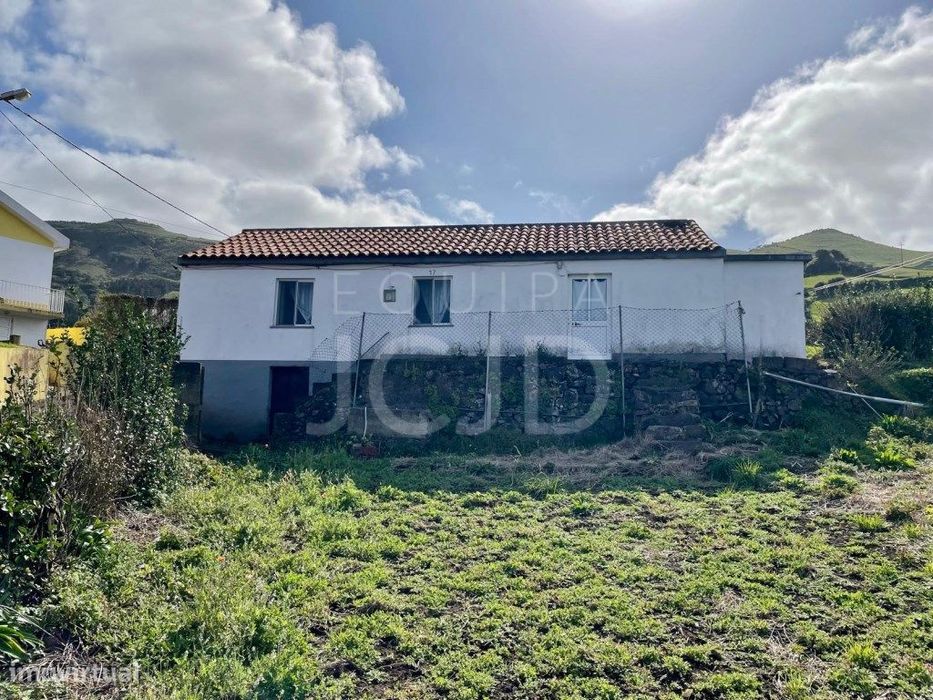 Propriedade T2 com Vista Panorâmica para o Atlântico - Ponta Delgad...