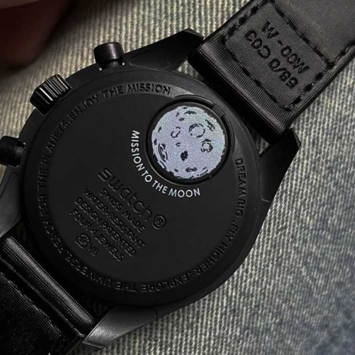 Zegarek Czarny Snoopy - limitowana edycja z kultowym bohaterem!