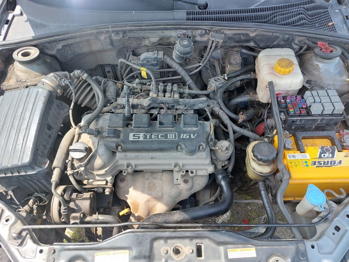 Продам Daewoo Gentra 1.5