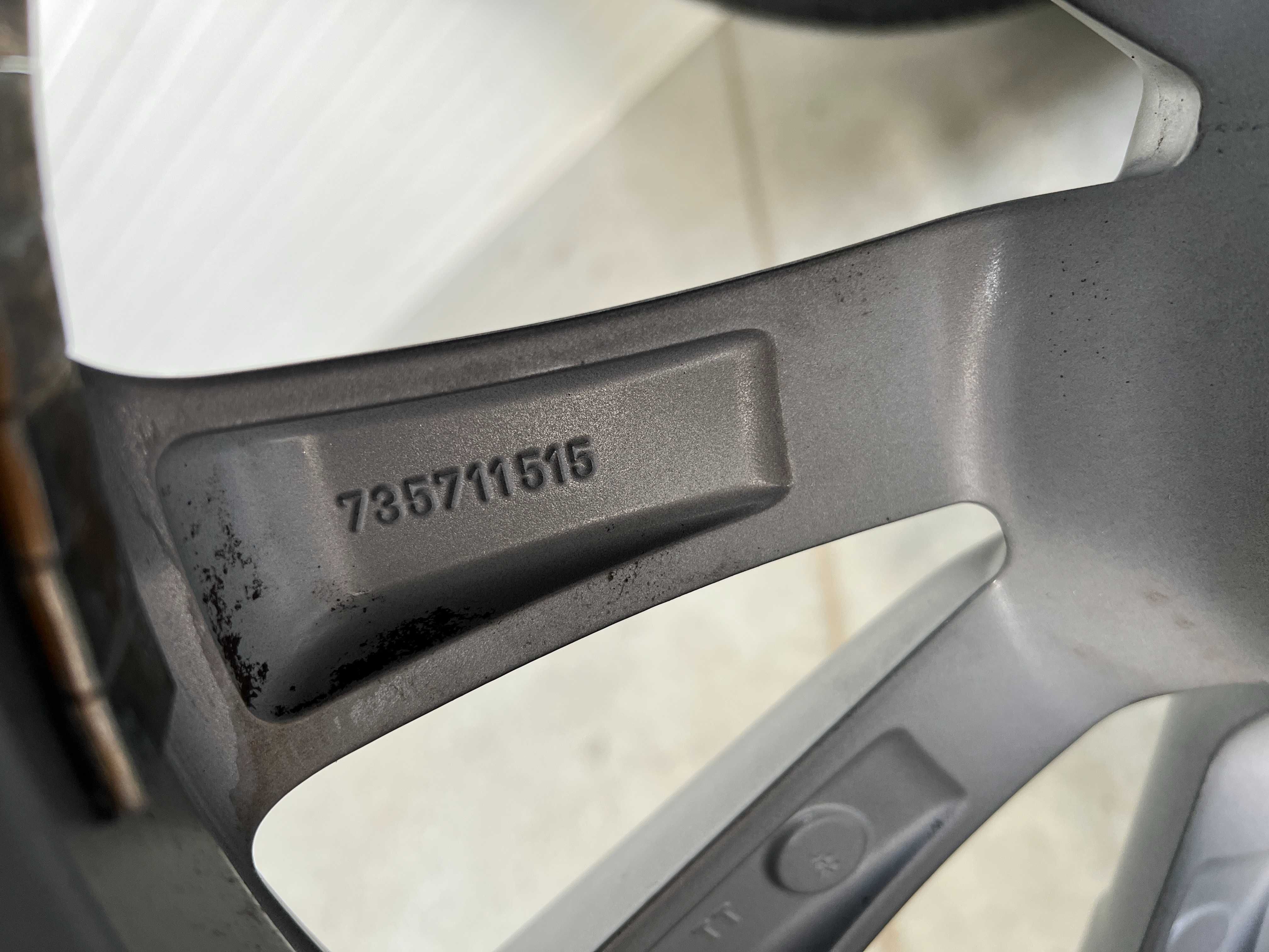 Koła felgi Fiat 500X 7J ET40 18"