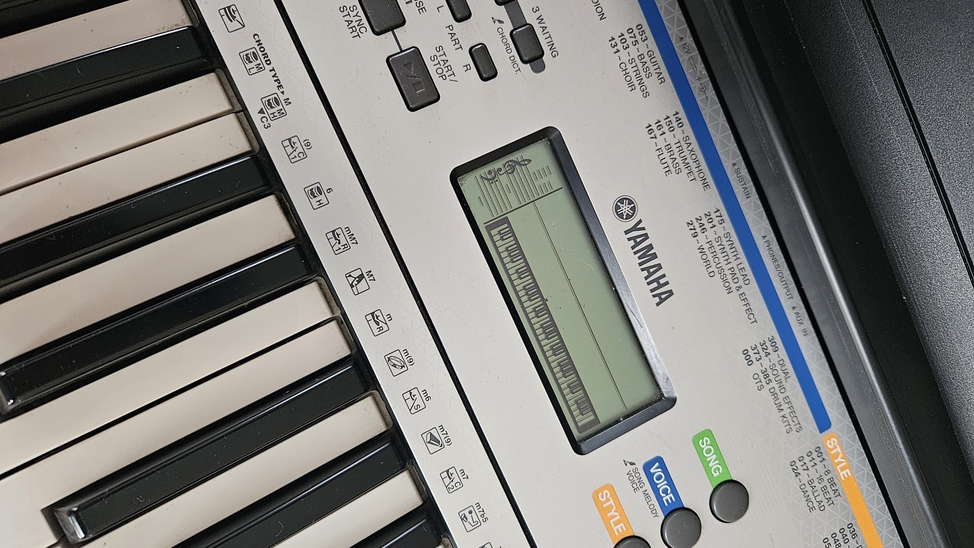 Keyboard Yamaha YPT-255