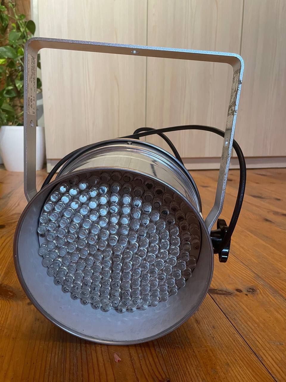 Прожектор Led Par 56