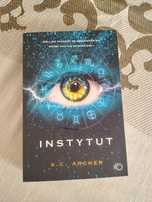 książka Sci-fi K.C. Archer "Instytut"