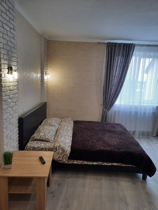 НОВА сучасна 1к квартира подобово ЦЕНТР та Chicken HUT вокзал.Є докум.