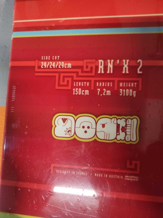 Duas Pranchas de snowboard neve