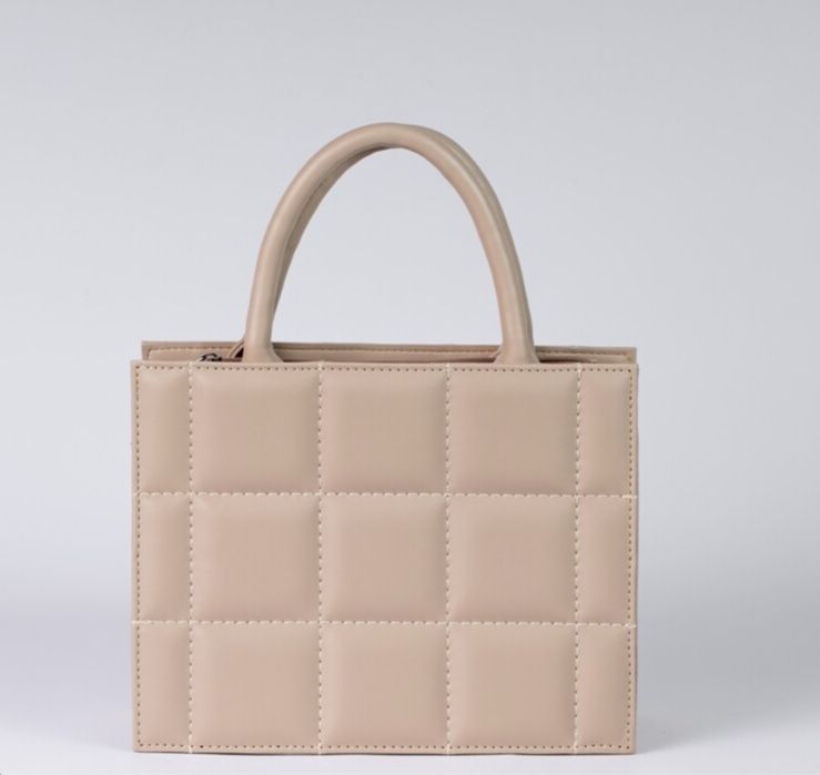 Бежева жіноча сумка