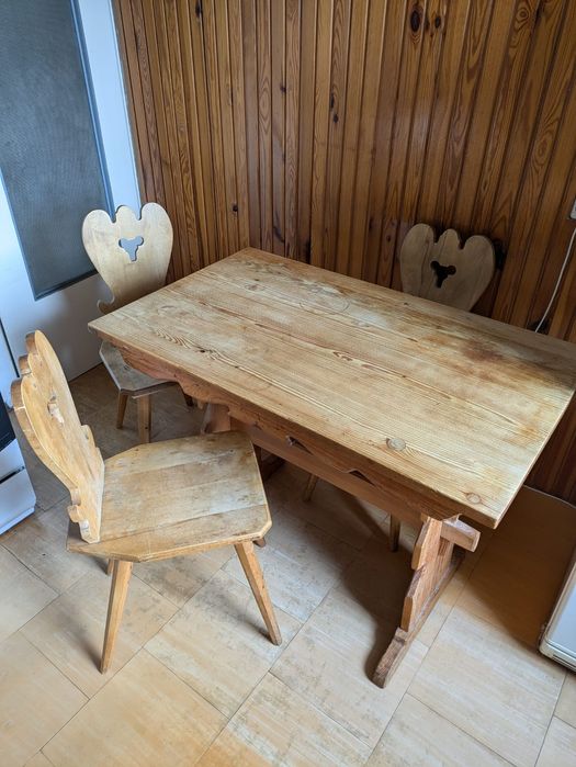 Zestaw cepelia 4 krzesla i stol