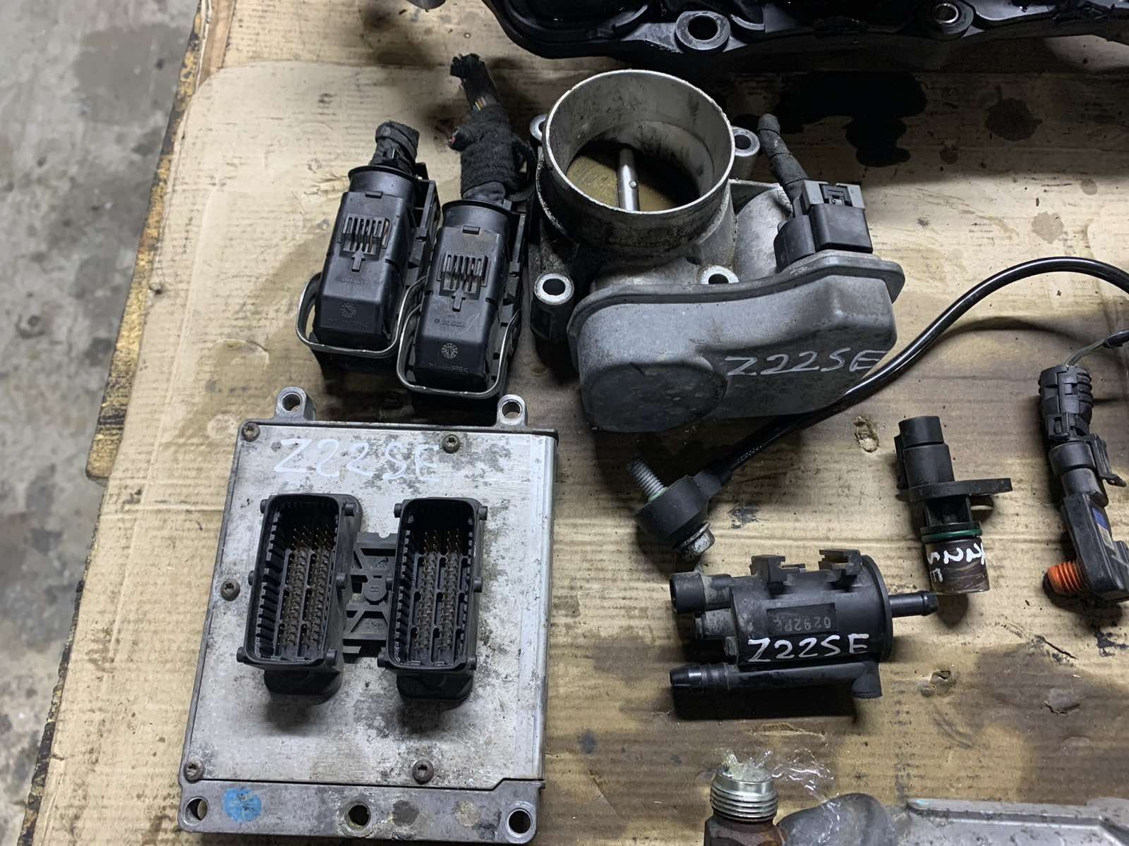 дросельна Z22Se Z22YH 2.2 16v Vectra C Signum Astra