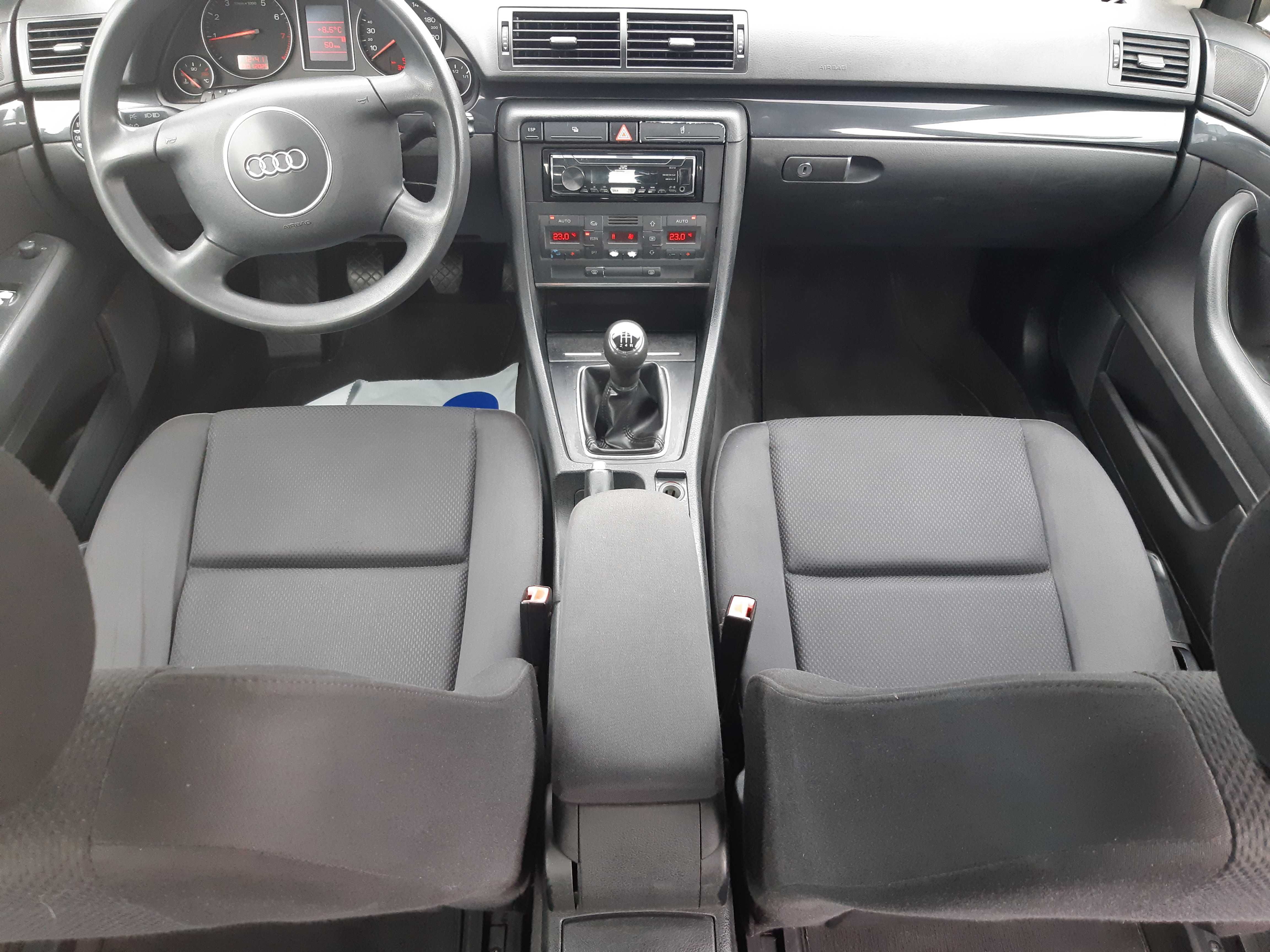 Audi A4 B6 2,0 16V Sedan Zamiana Klima Zadbana Bez Rdzy 1 wł Zapraszam