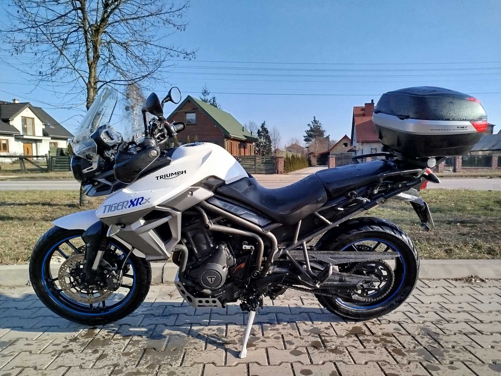 TRIUMPH TIGER  XRx 800 ABS, rok 2015