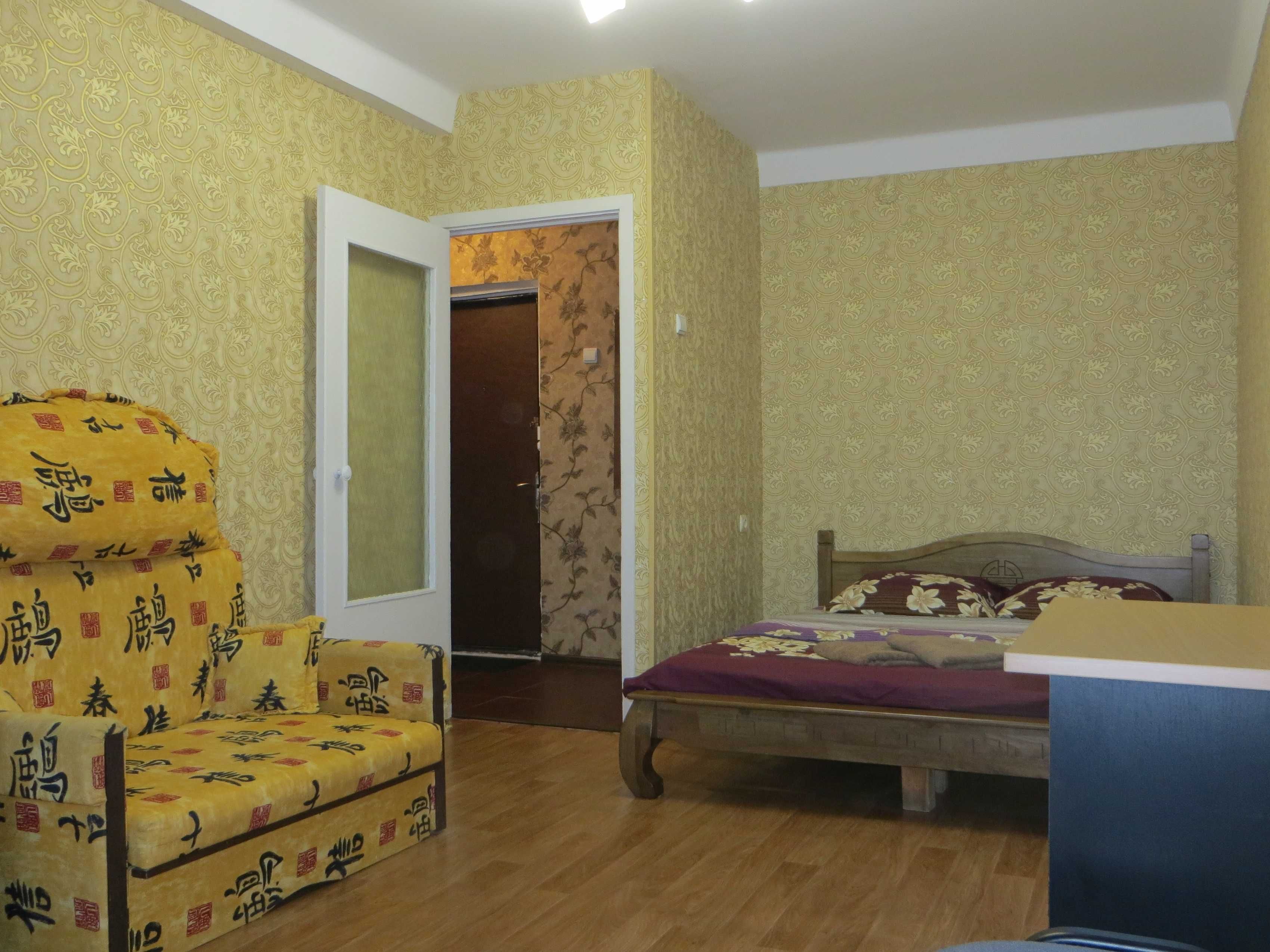 Оболонь.  ТЦ "OASIS" 1-хв.  "Героїв Дніпра" Оболонський проспект-43.