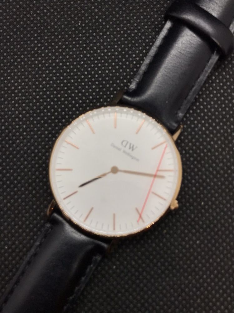 Zegarek Daniel Wellington pudełko, metka