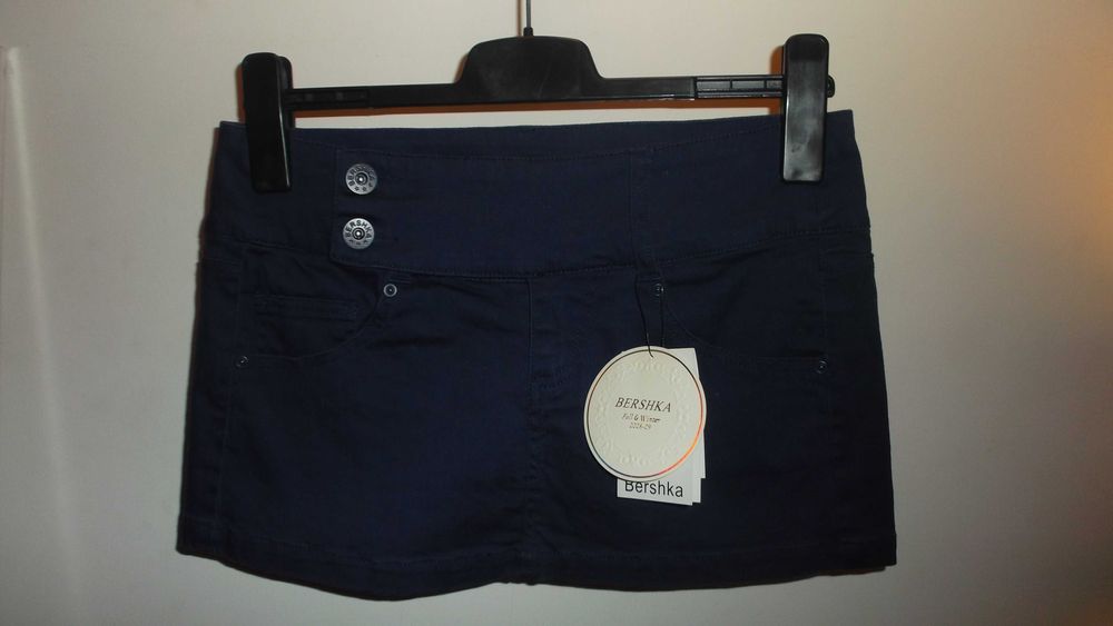 Mini Saia Bershka