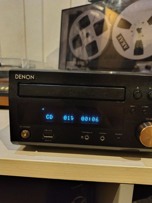 Amplituner z CD Denon RCD m38
