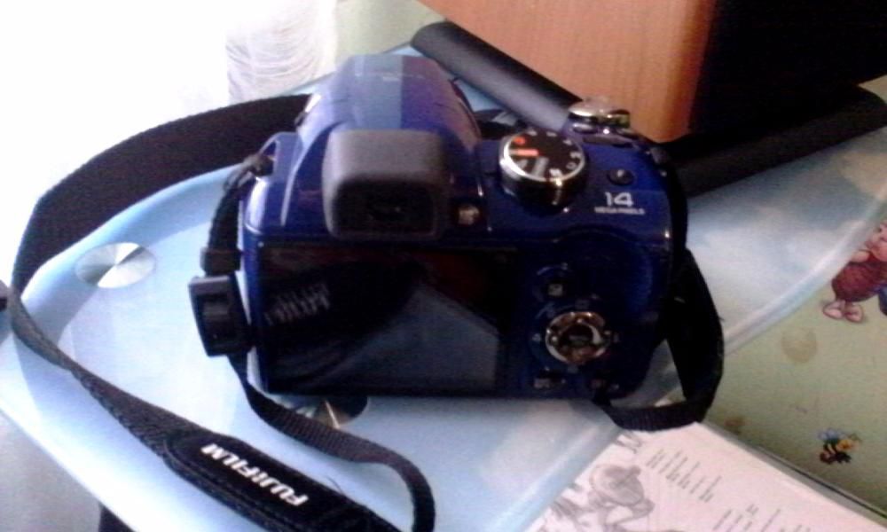 Fujifilm FinePix S4080.Идеал.