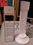 Telefon bezprzewodowy Philips Linea M330