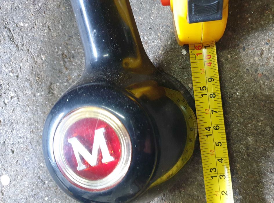 Volante e carburador de carro - Vintage,  retro, antigo