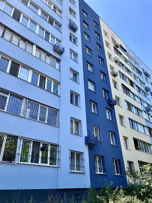 Продам квартиру на жм Парус