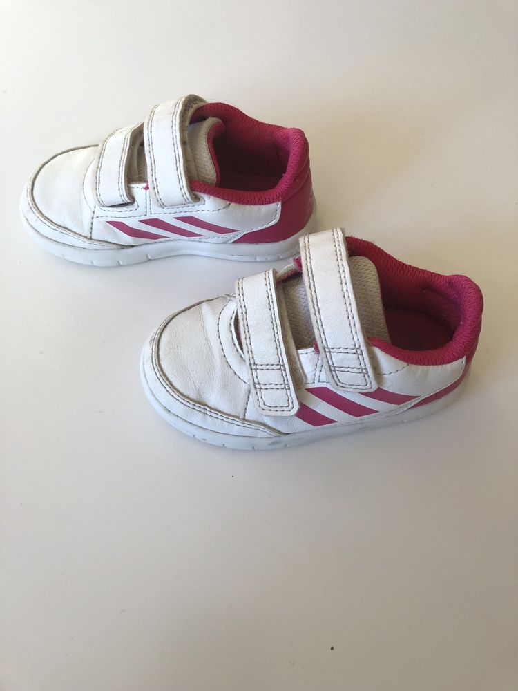 Buty sportowe dla dziewczynki marki Adidas roz. 22 kolor biały