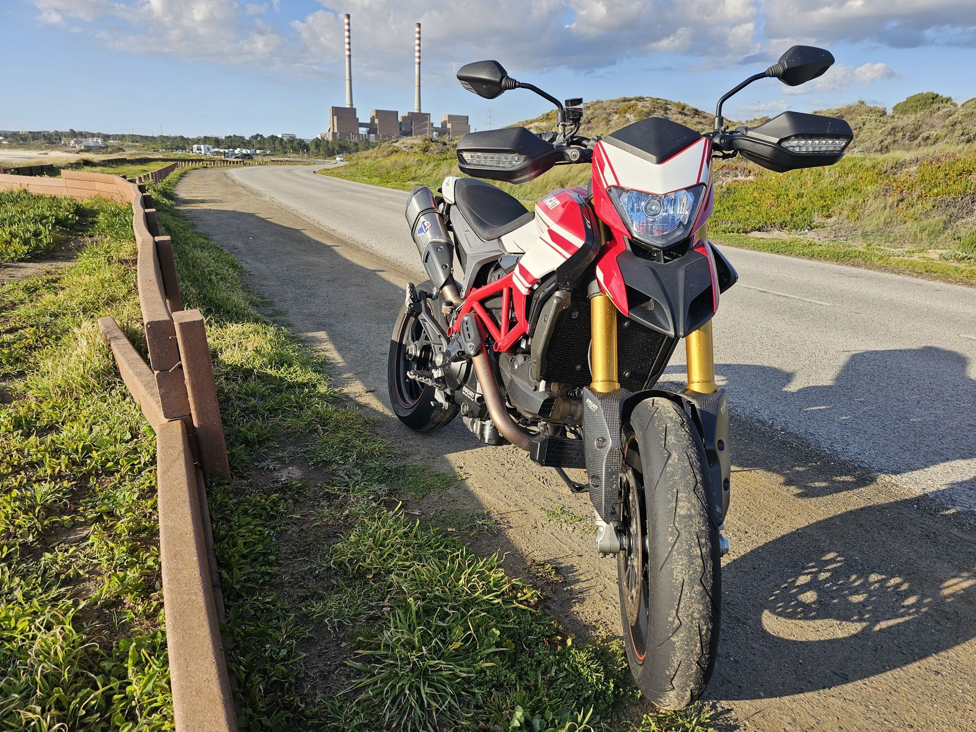 Ducati Hypermotard 939 SP - Irrepreensível