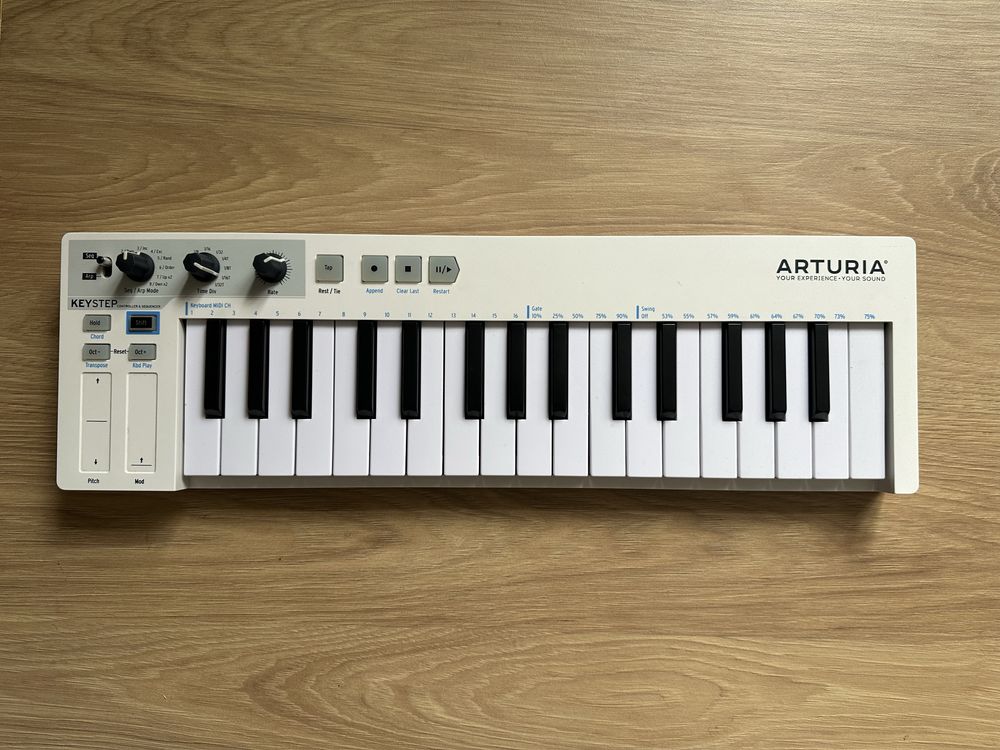 MIDI Клавіатура Arturia KeyStep