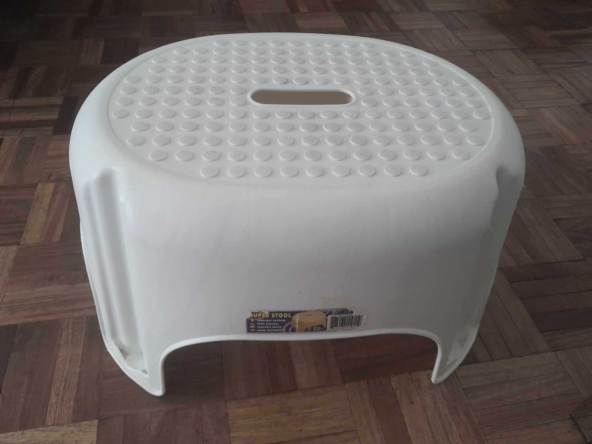 Banco Antiderrapante em Polipropileno 40 x 30 com 22cm de Altura