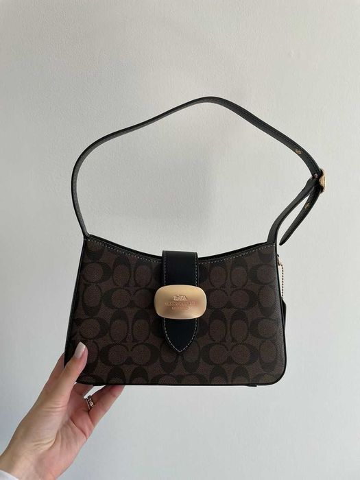 Жіноча шкіряна сумка Coach