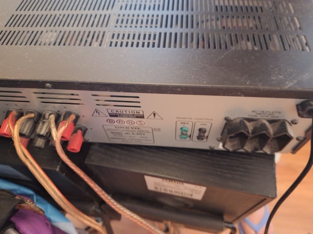 Onkyo wzmacniacz i głośniki Yamaha