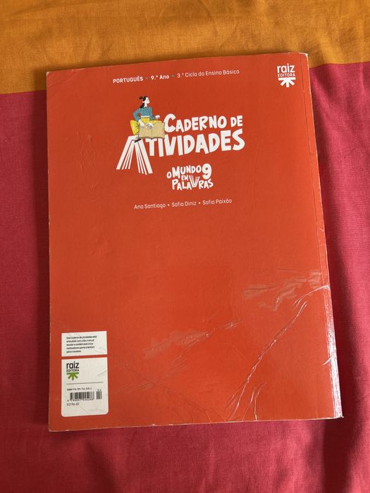 Caderno de atividades “O Mundo em Palavras 9” - Portugues 9° ano
