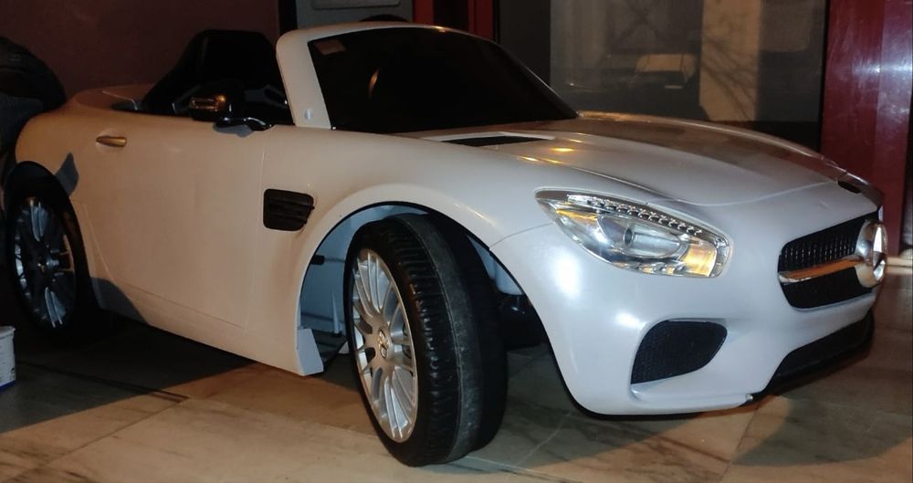 Mercedes amg criancas