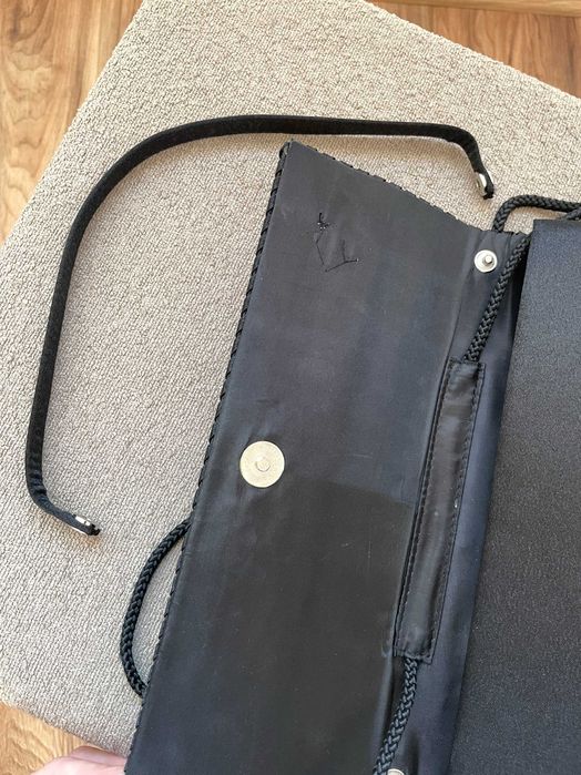 Torebka kopertówka czarna elegancka odpinany pasek 2 paski