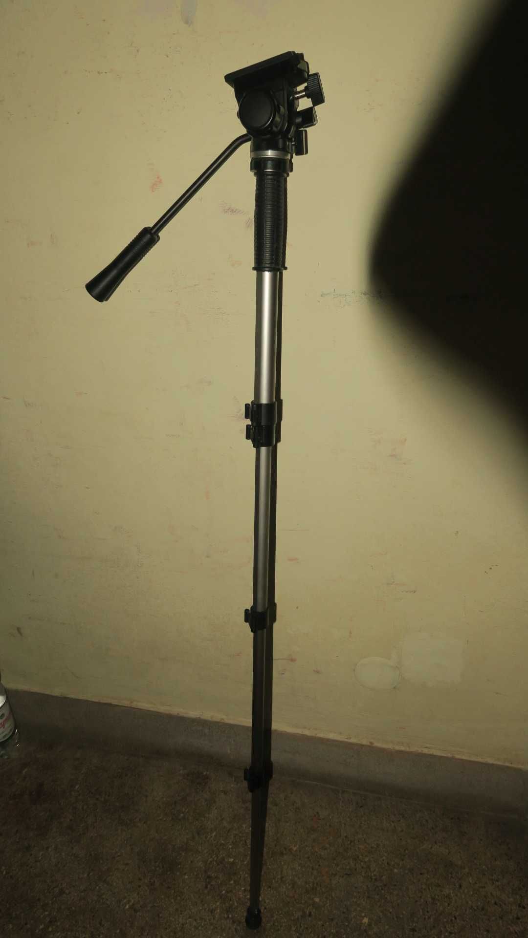 Statyw Sirui T-2205X z głowica Slik 5310