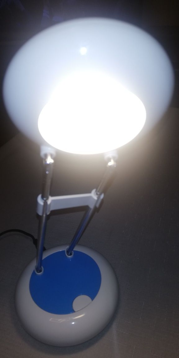 Lampka na biurko Led volteno