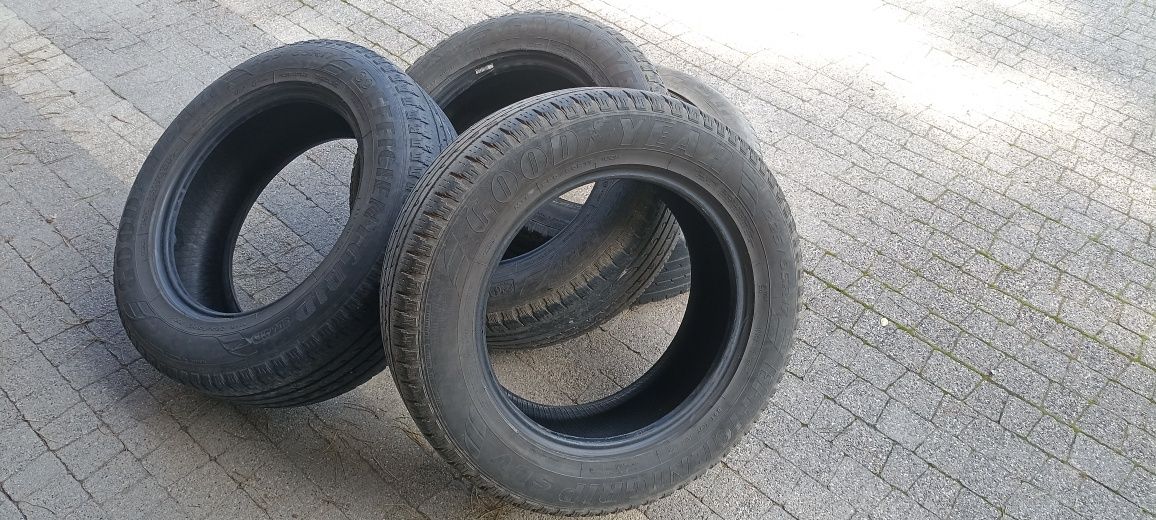 Opony letnie Goodyear Efficientgrip 225/65 R17 suv