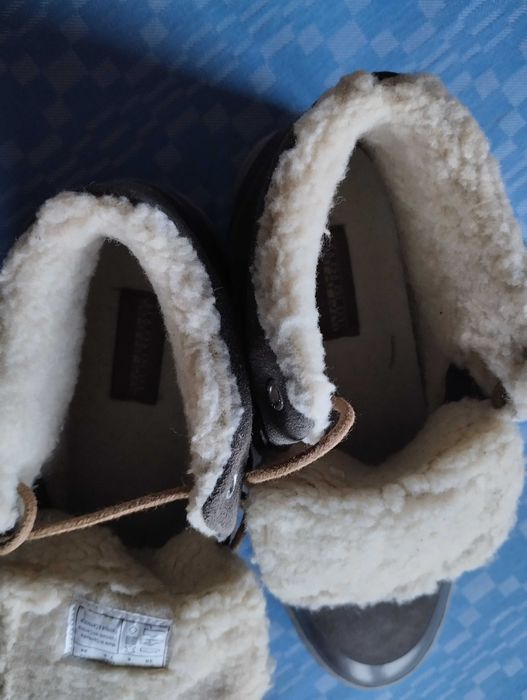 Ботинки женские новые зимние размер -37.5 дл.стель-23.5