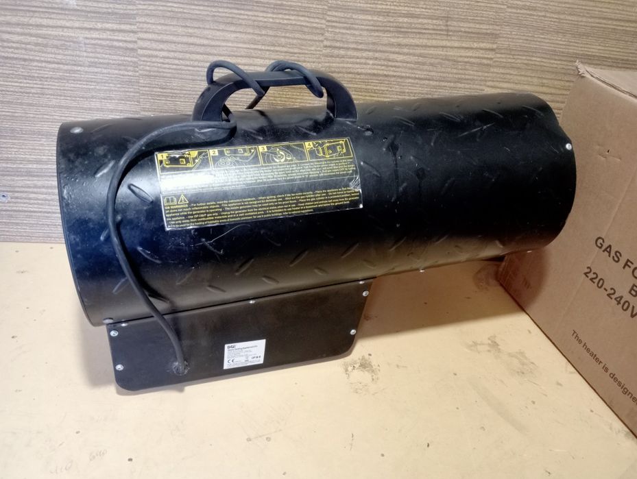 Пушка теплова газова, шпателі для монтажу натяжних стель, ролик ...