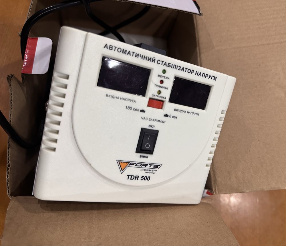 Стабілізатор напруги Forte tdr-500va (500Bт)